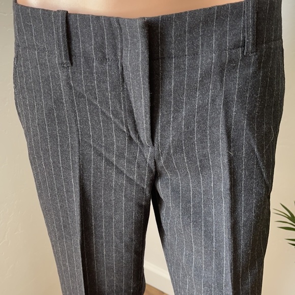 Theory Wool Pinstripe Suitable Pants Sz 6 - Picture 6 of 16